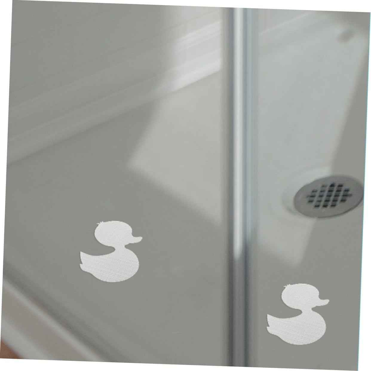 LIFKICH Cute Duck Bathtub Stickers 30pcs