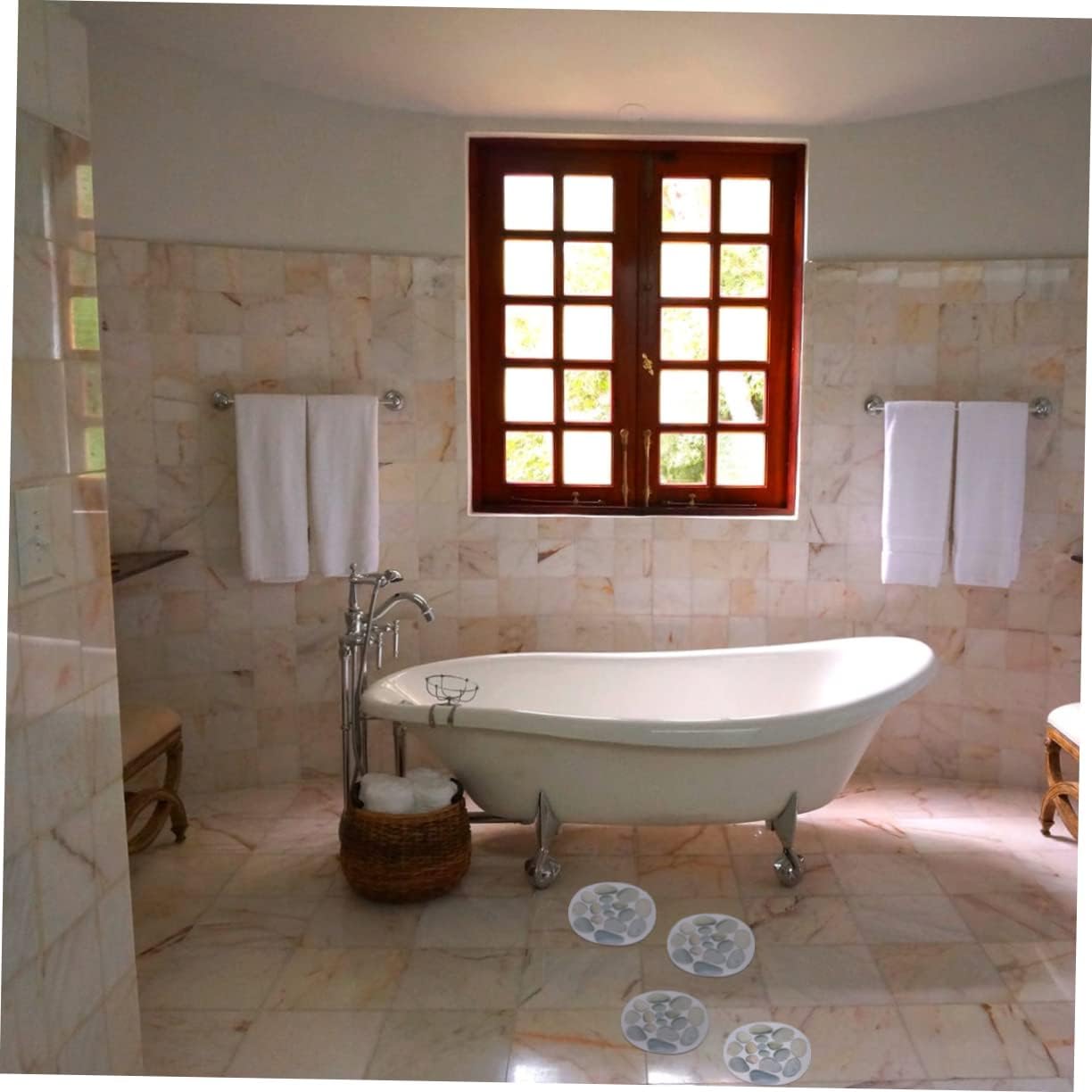 PRETYZOOM 4Pcs Bathroom Non-Slip Stickers with Scraper