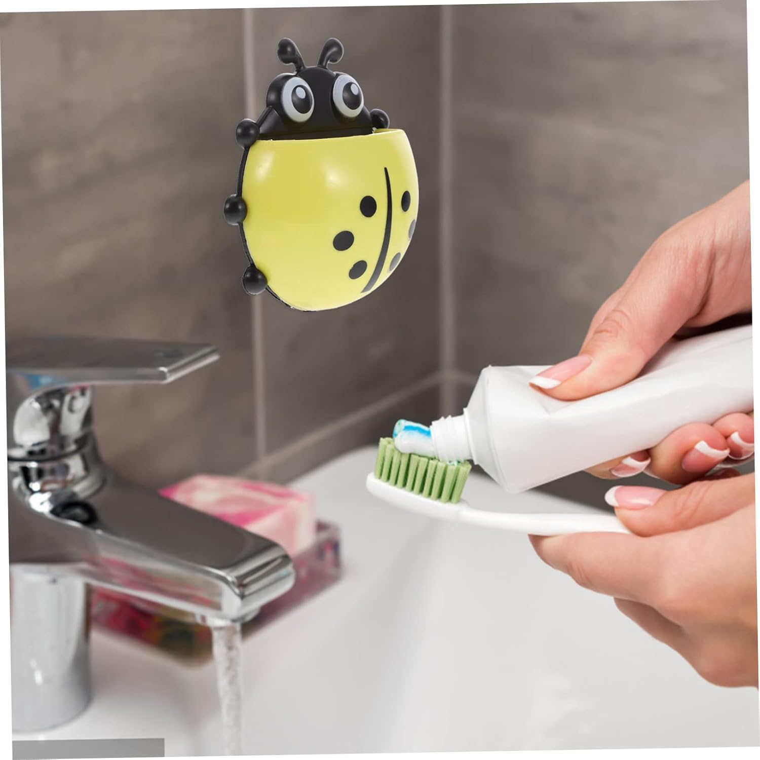 Veemoon Ladybug Wall-Mounted Toothbrush Holder