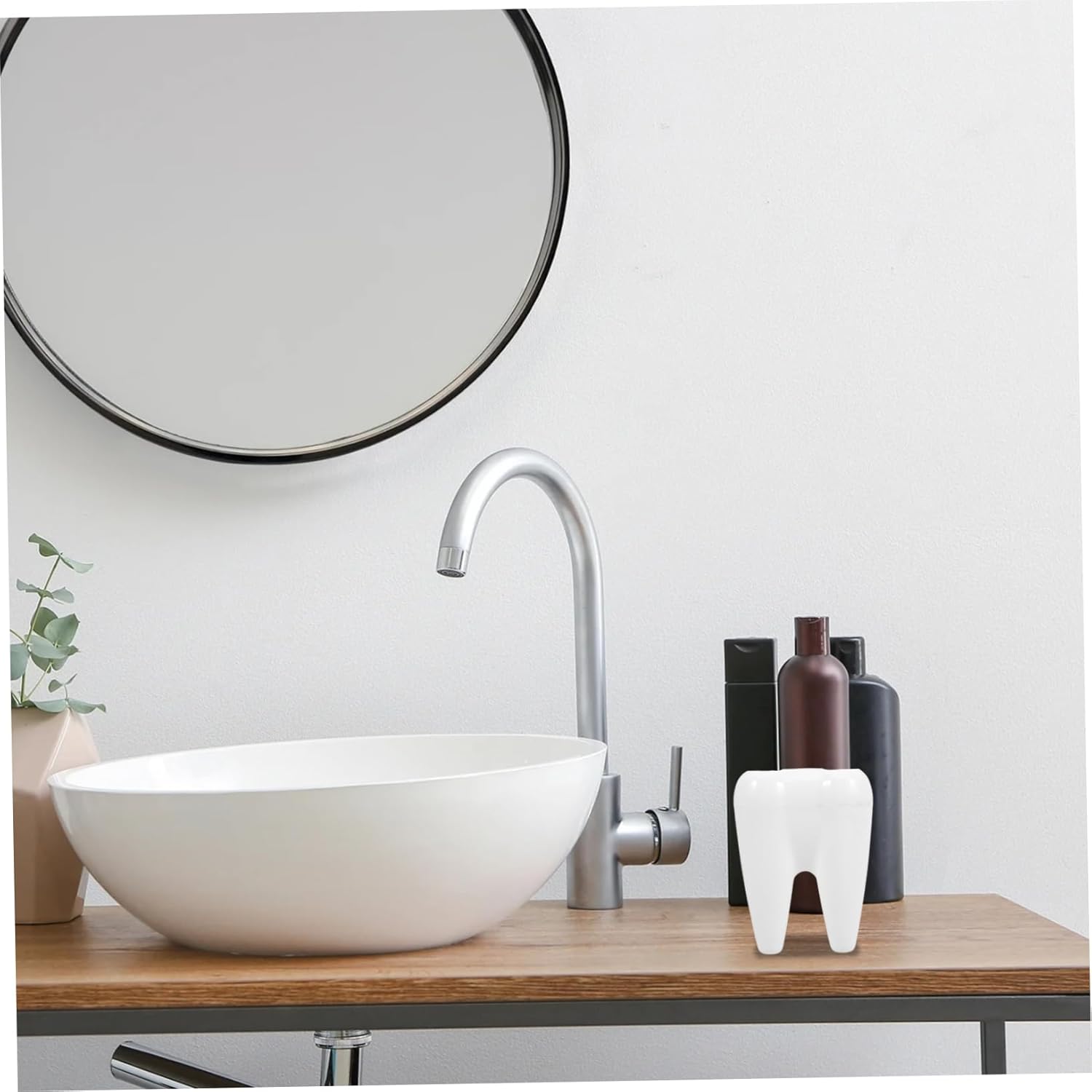 2pcs Cute Tooth Shaped Brush Holder for Bathroom
