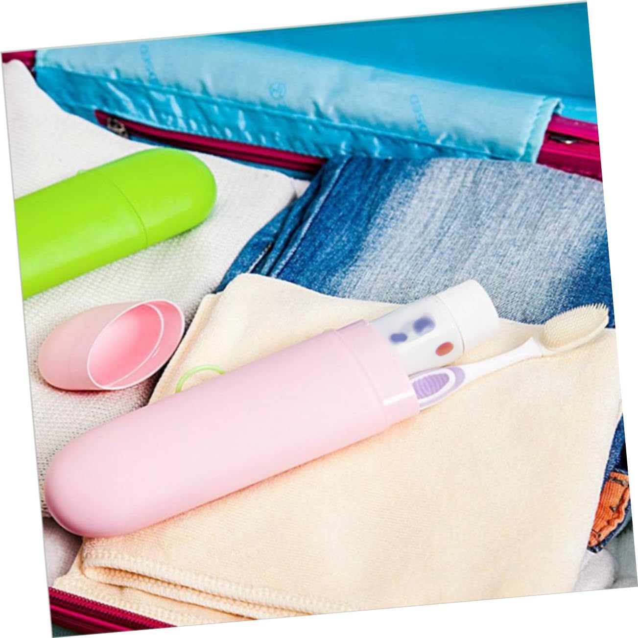 PRETYZOOM Toothbrush Holder with PP Case and Toothpaste Storage
