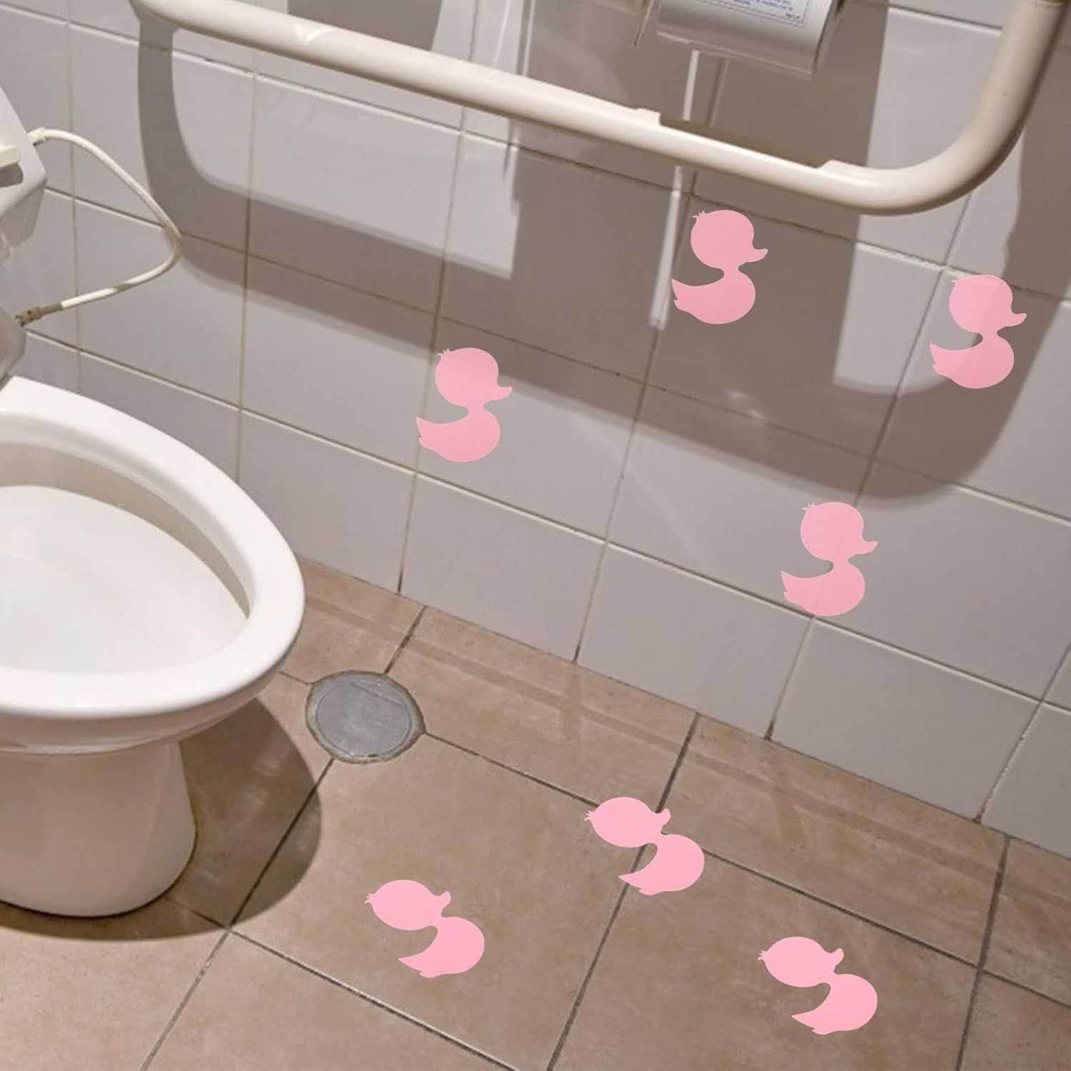 BEBEMOKO 12pcs Cartoon Duck Bathtub Stickers