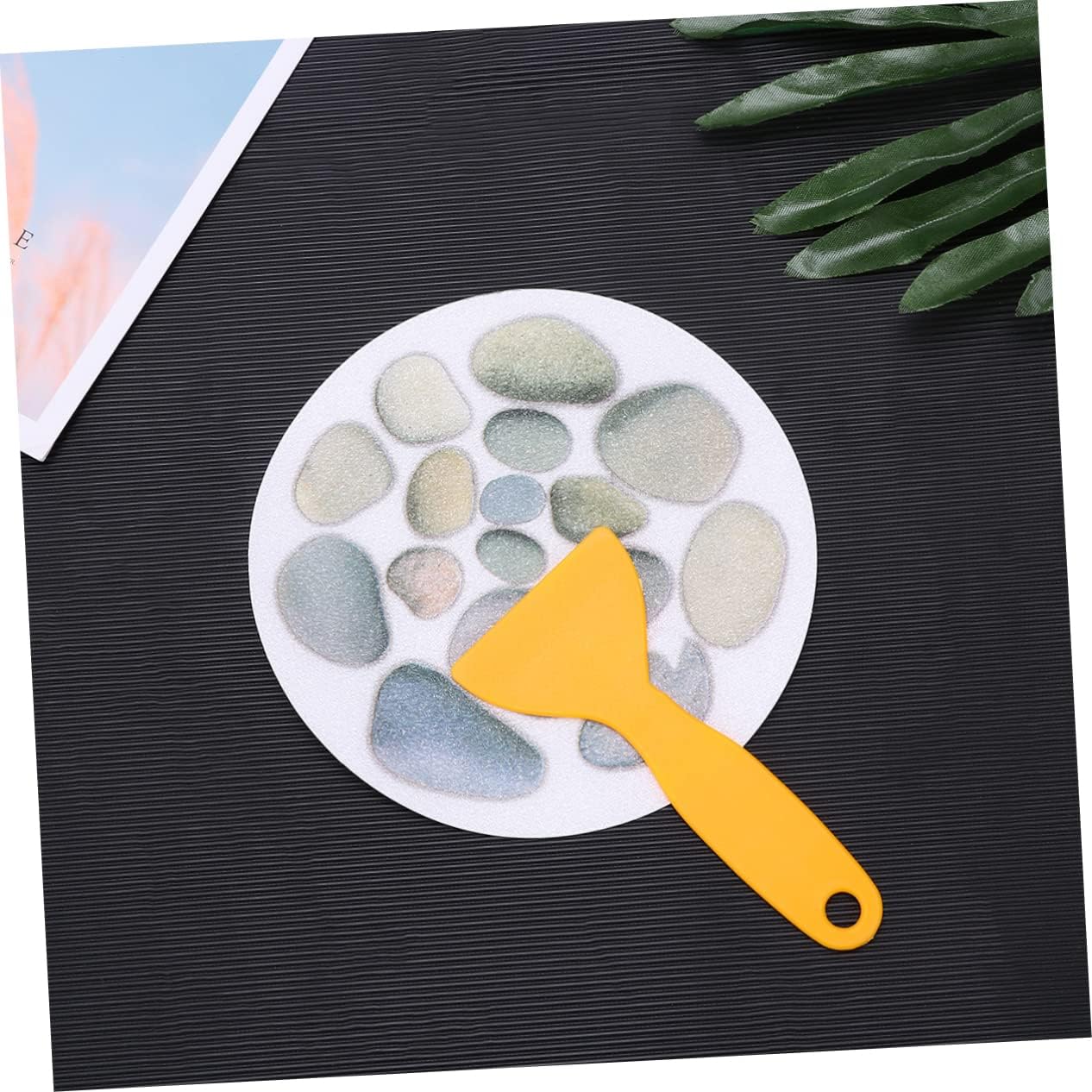 PRETYZOOM 4Pcs Bathroom Non-Slip Stickers with Scraper
