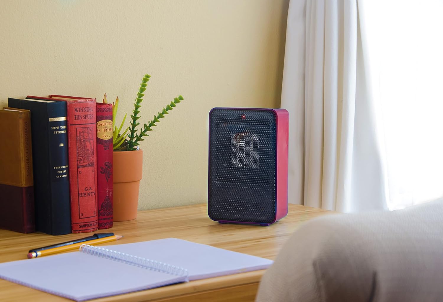 Comfort Zone CZ410RD 200 Watt Portable Ceramic Heater with Fan Red