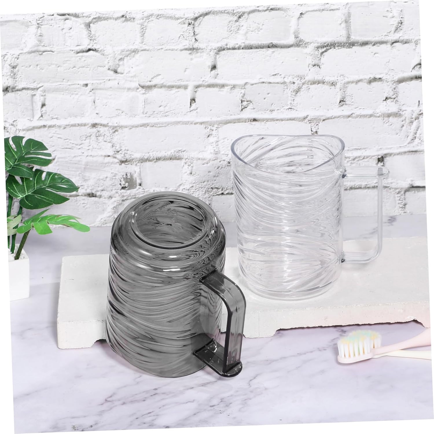HOLIDYOYO 2pcs Reusable Toothbrush Holder