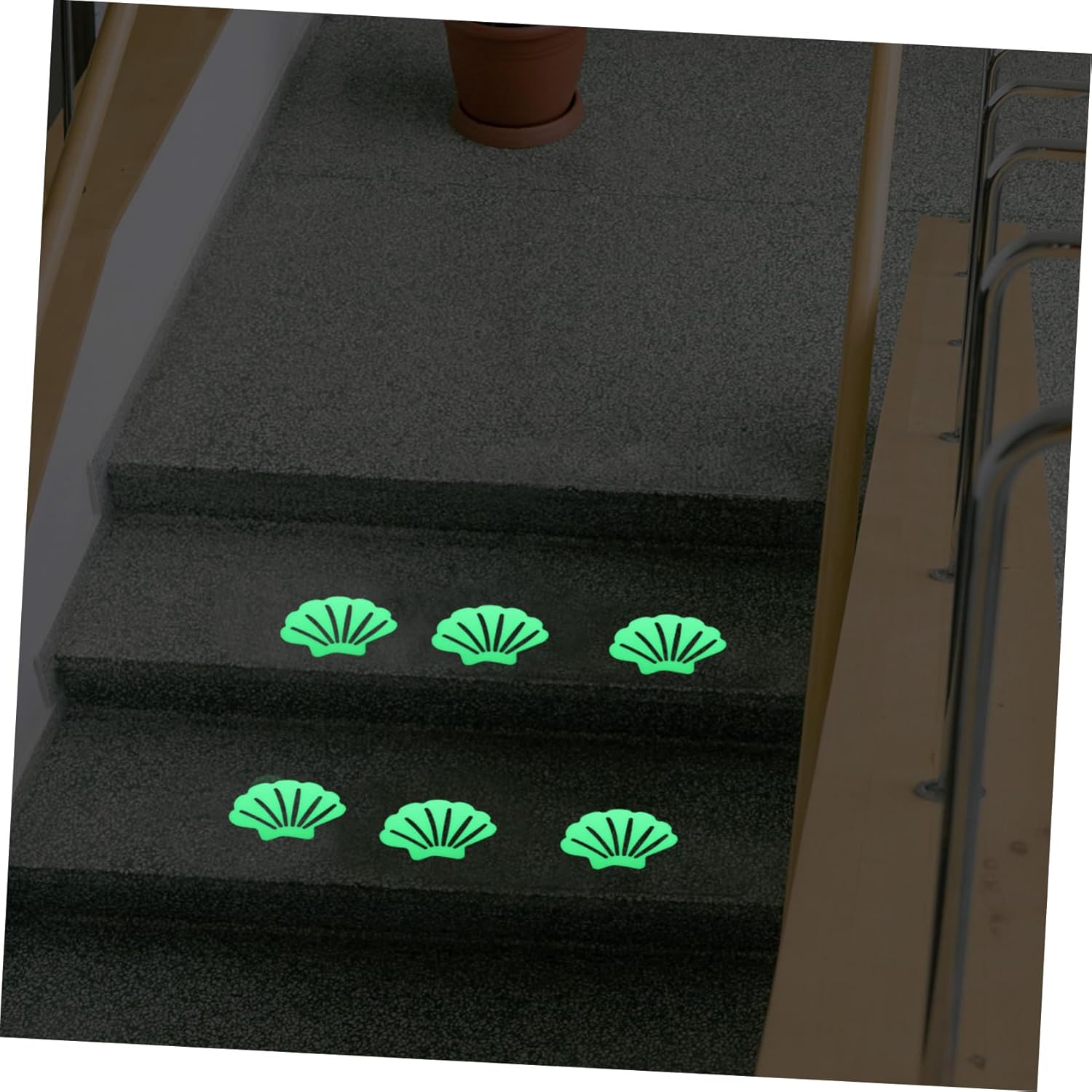 PRETYZOOM 30PCS Bathtub Non-Slip Stickers Shell Shape Decals