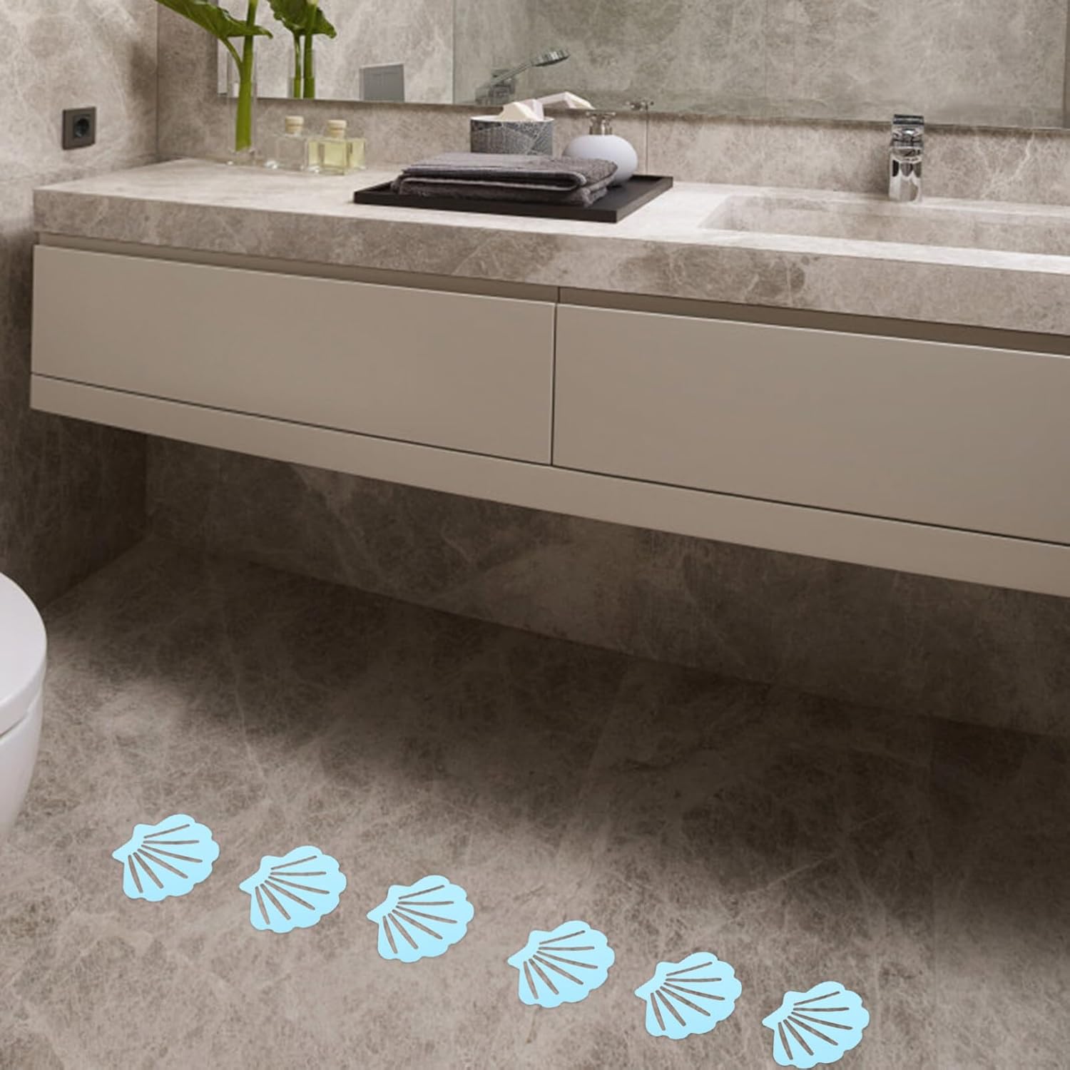 HOLIDYOYO Non-Slip Bathtub Stickers - 12pcs Shell Shaped Safety Treads