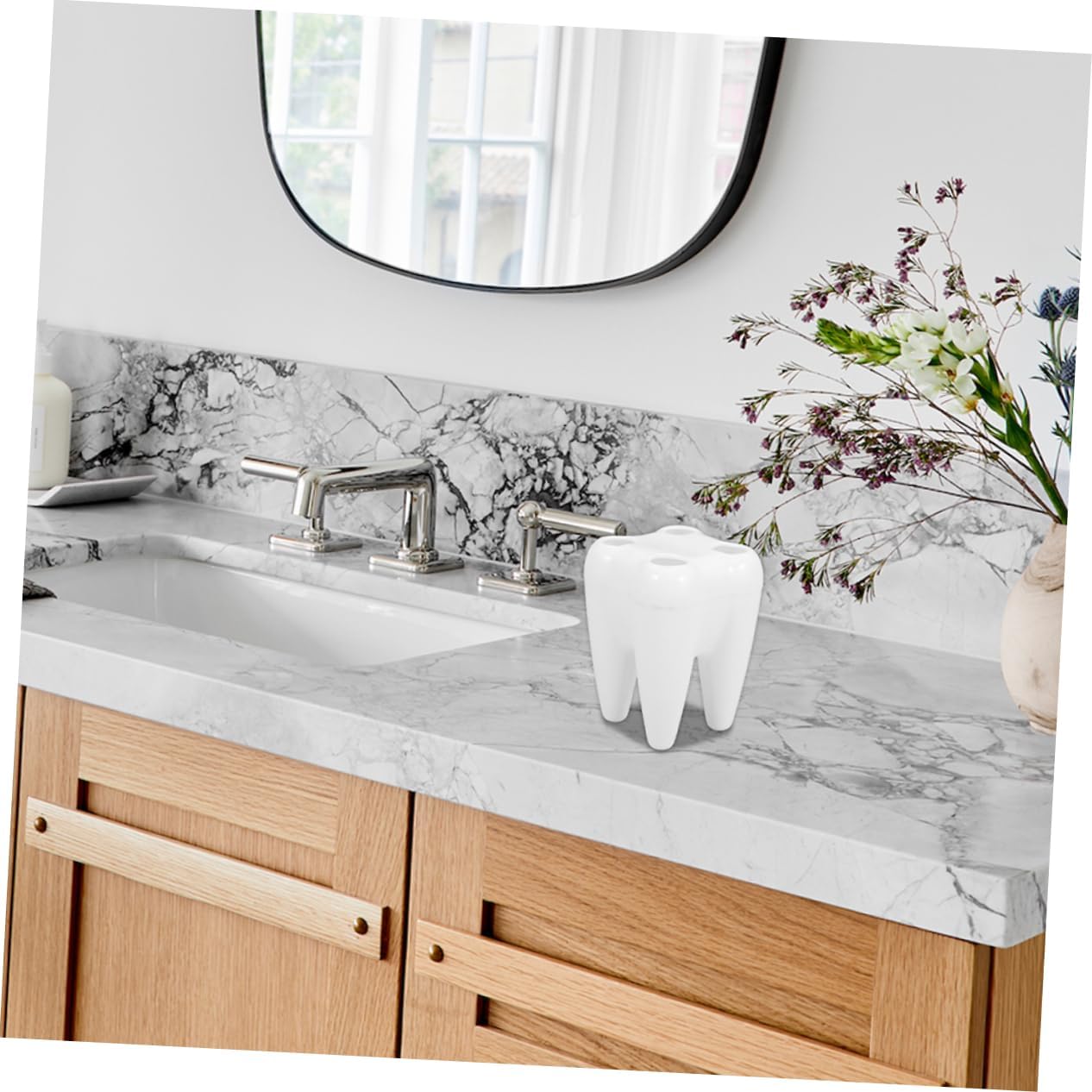 Ciieeo Tooth-Shaped Toothbrush Holder for Bathroom