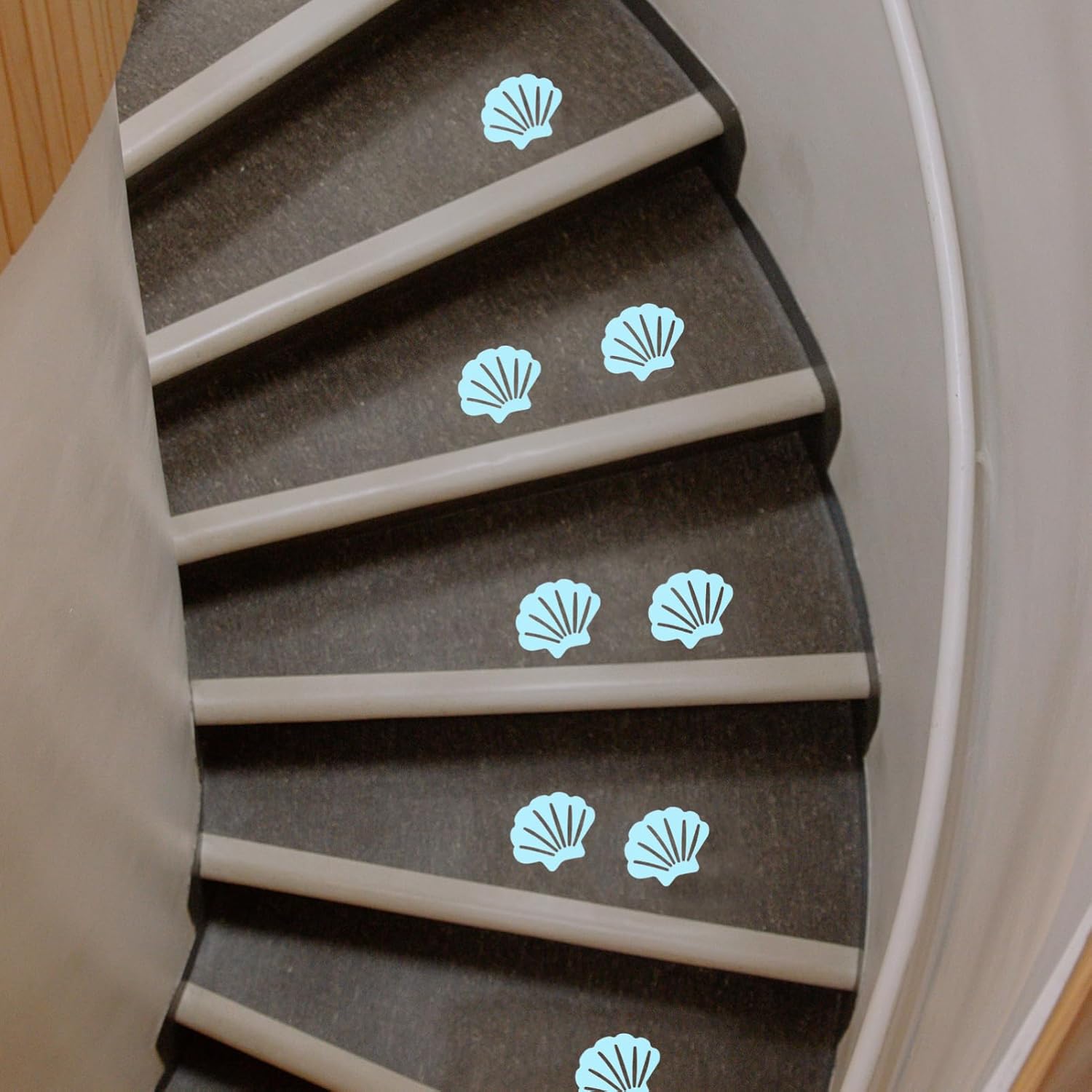 Luxshiny 30pc Shell Shape Non-Slip Bathtub Stickers